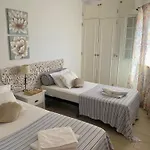 Al Mare Ocean View 알부페이라