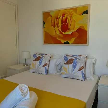 Al Mare Ocean View 阿尔布费拉